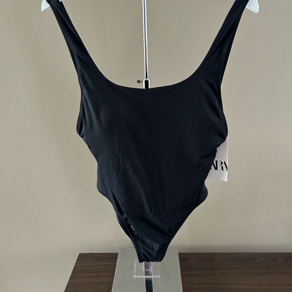 Zara Black one piece  scoop neck line Regular Swimwear Size Large - Picture 3 of 7